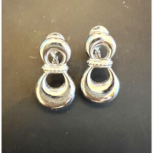 Gorgeous MONET Double Circle Silver Tone Dangle Clip-on Earrings
